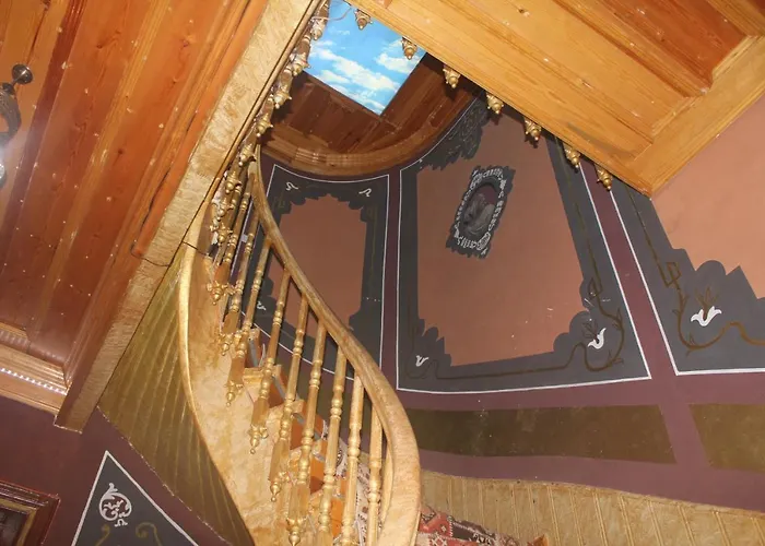 מלון Mila Boutique 3*